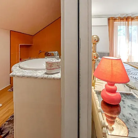 Hébergement de vacances Maison Avec Piscine Et Riviere